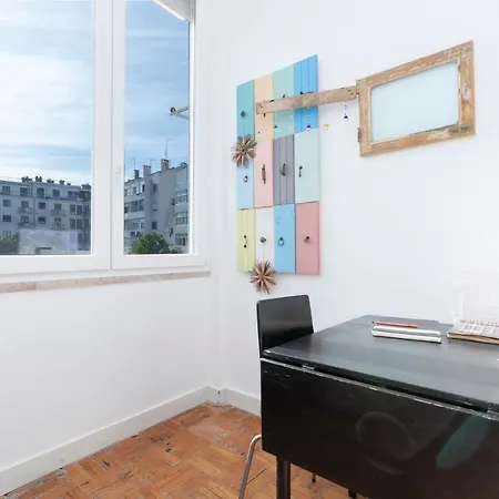 Quiet And Sunny Place By Lovelystay Lisboa